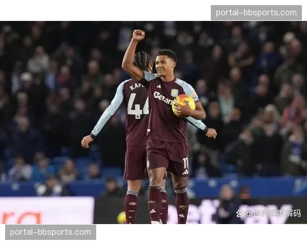 维拉42个进球中锋依赖症 沃特金斯终结七轮球荒至关重要